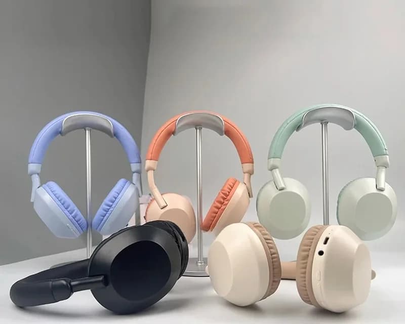 Juhtmevabad Bluetooth kõrvaklapid sügava bassiga ja mikrofoniga