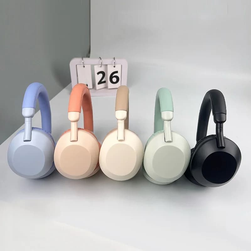 Juhtmevabad Bluetooth kõrvapealsed kõrvaklapid sügava bassiga ja mikrofoniga